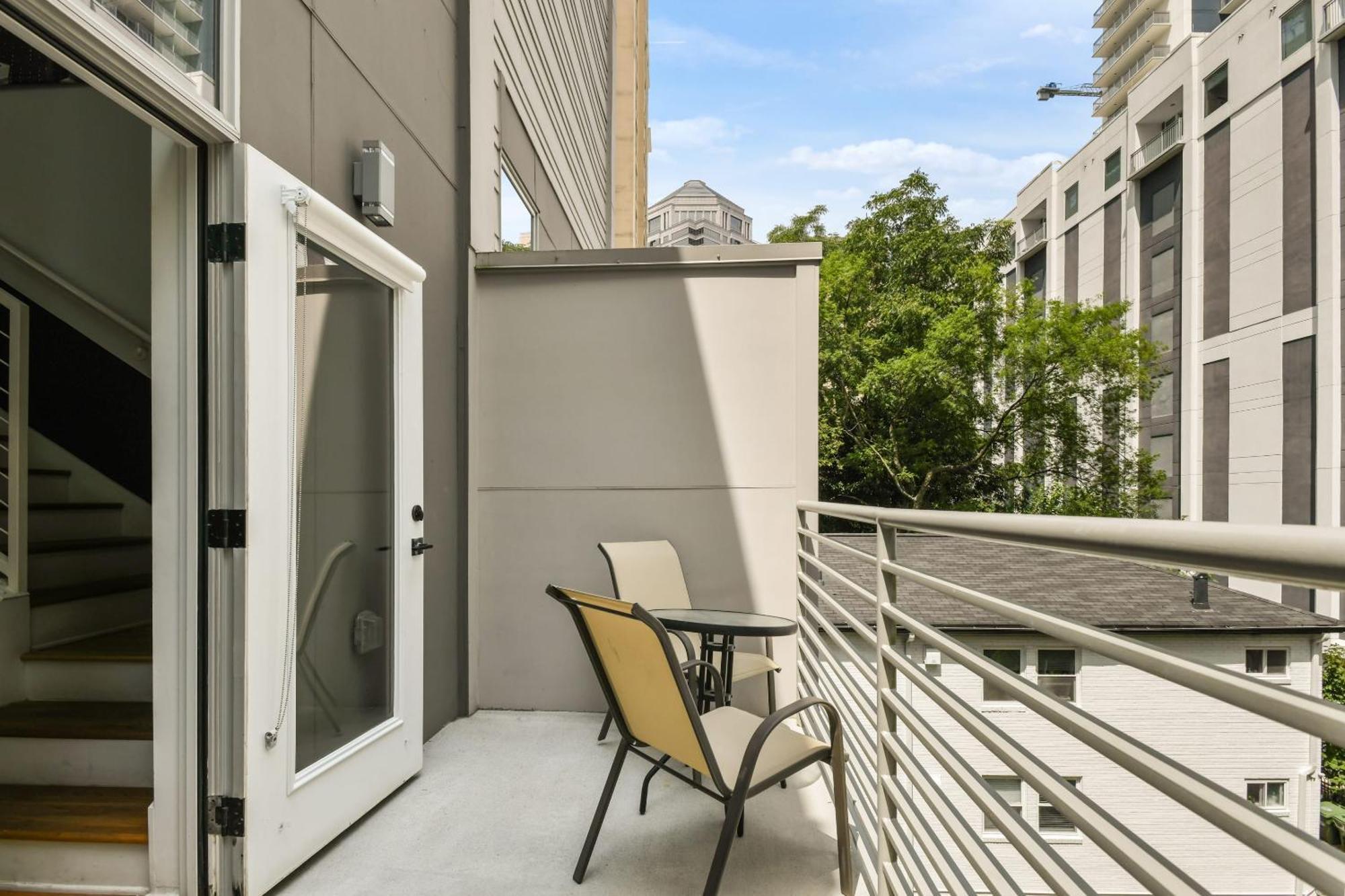 Апартаменти Stupendous Heart Of Piedmont Park Two Story Loft Атланта Екстер'єр фото
